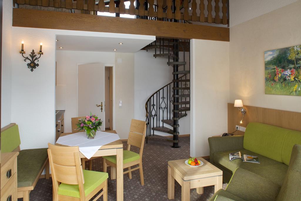Interest Vitalhotel - Partnerbetrieb Von Oberstaufen Plus Exterior photo